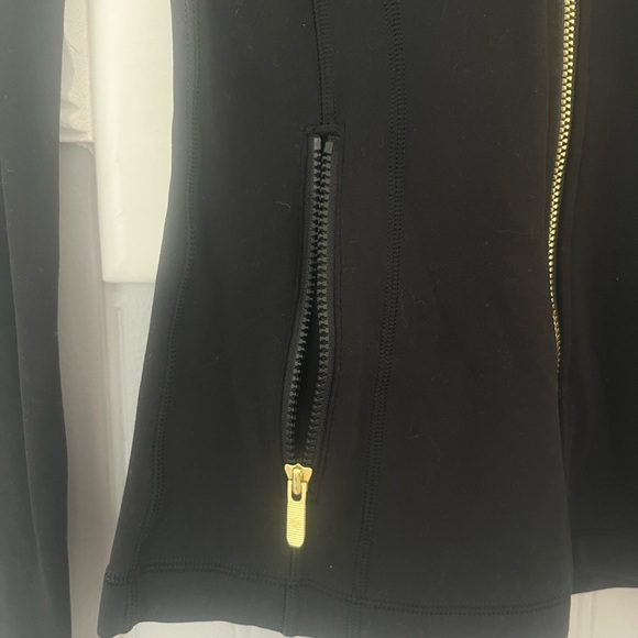 Lululemon Define Jacket - Picture 6 of 10